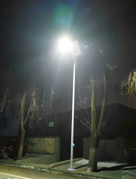 积石山县伊宁县太阳能路灯项目