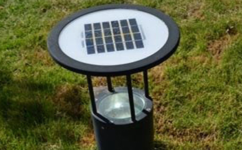 别墅庭院氛围营造：伊宁县草坪灯选型与布光技巧