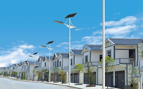 伊宁县太阳能路灯配置与在乡村道路照明中的应用